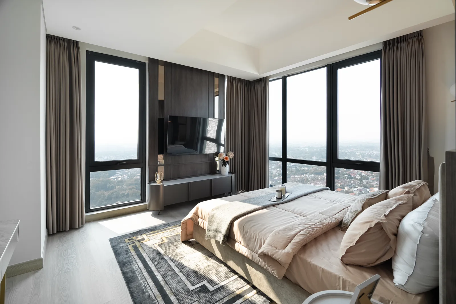 Interior Bedroom Penthouse Southgate Residence